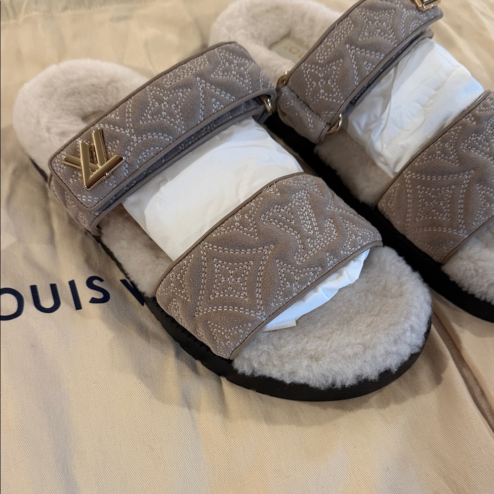 Louis Vuitton Sunset Flat Comfort Mule